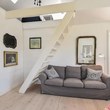 Seven-bedroom In Orbak Ferienhaus Orbaek (Nyborg)