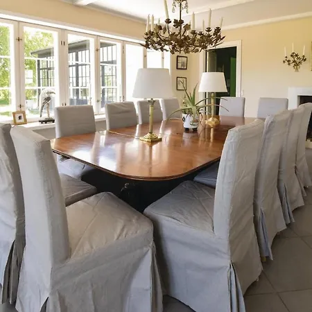 Holiday home Gorgeous In With Wifi