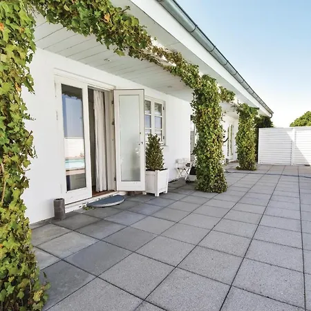 Seven-bedroom In Orbak Casa vacanze