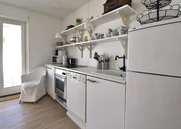 Seven-bedroom In Orbak