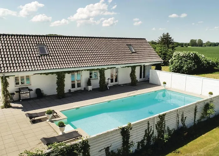 Seven-bedroom In Orbak Holiday home Orbaek (Nyborg)